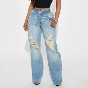 FN (NEW W TAG) Cut-Out-Waist Straight Leg Jeans - Light Wash
